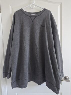 Reebok Men's Dark Gray Crewneck Pullover Sweatshirt